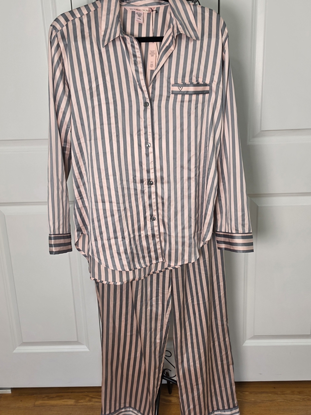 NWT Victoria’s Secret Satin Stripe Pajama Set Pink Gray Coquette Loungewear M